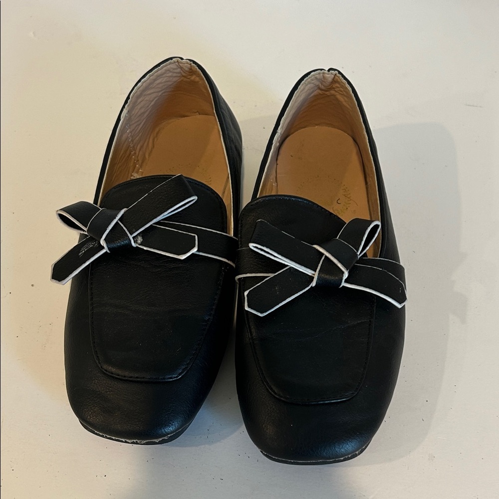 Girls Elegant Black Loafers with Bow Detail